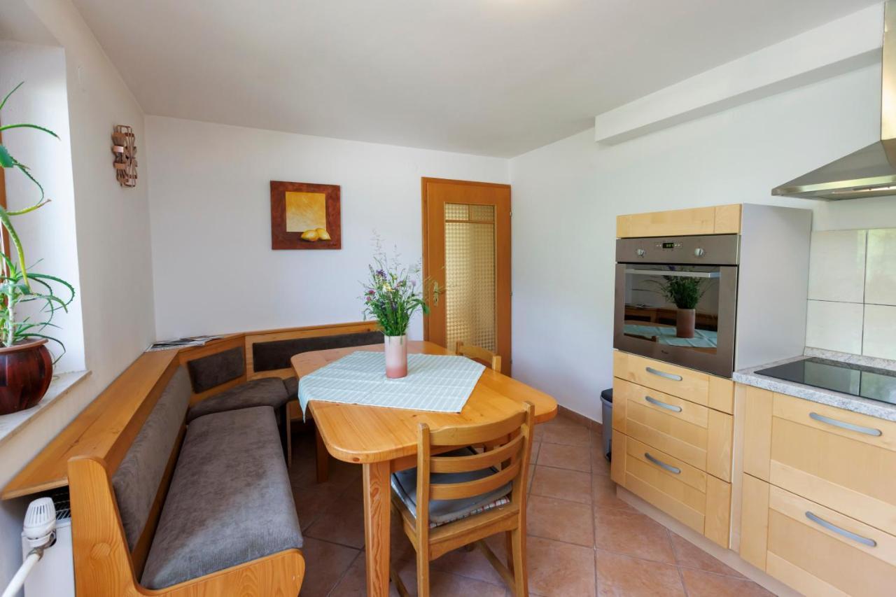 Appartamento Apartmaji Pr' Brdarju Bohinj Esterno foto
