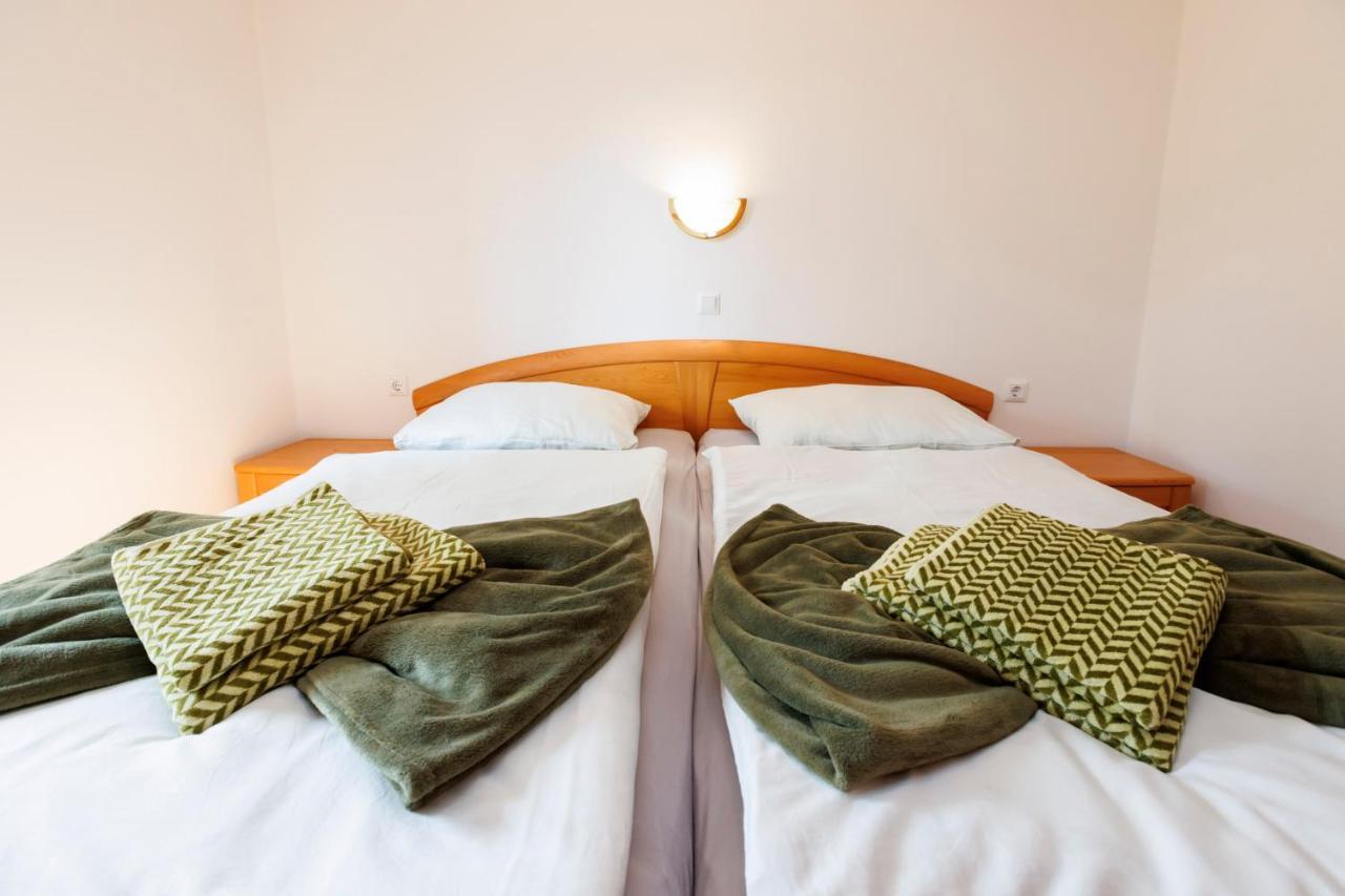 Appartamento Apartmaji Pr' Brdarju Bohinj Esterno foto